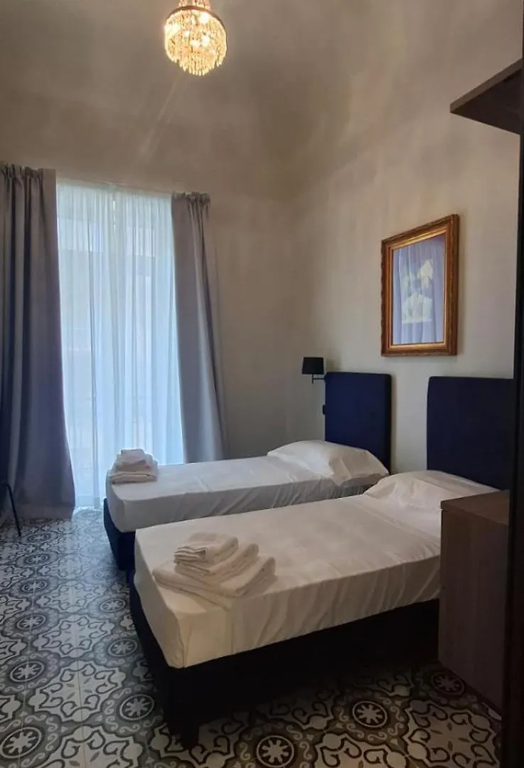 Fontana Falconieri Boutique Hotel 메시나 4*,
