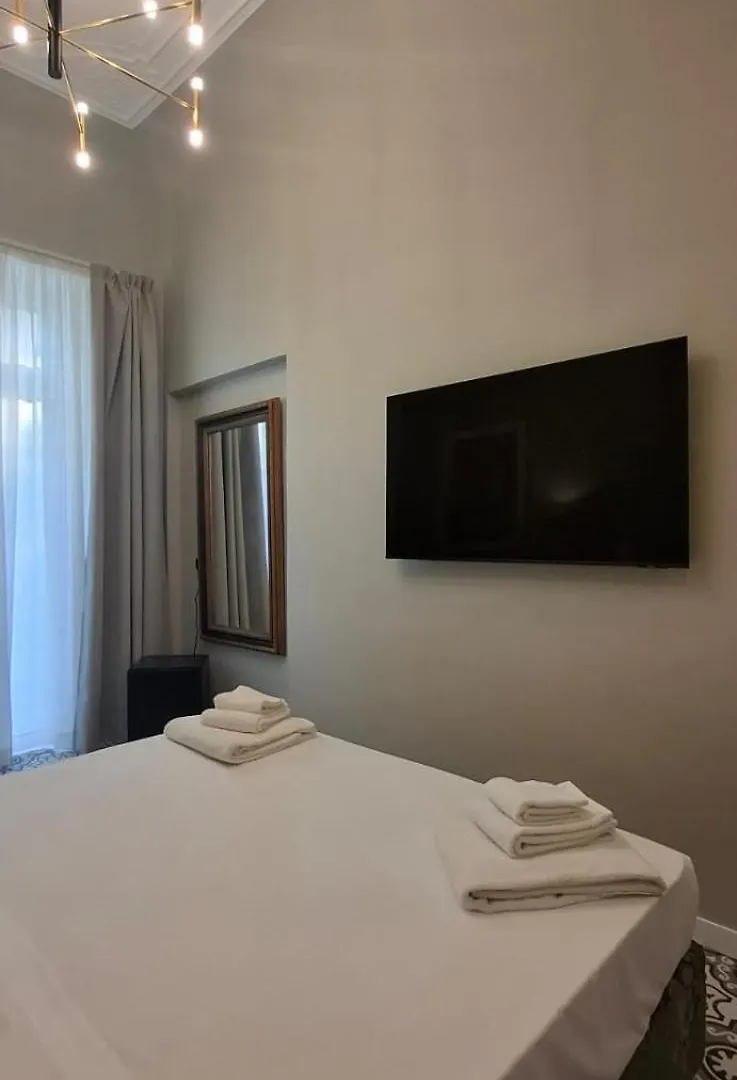 Fontana Falconieri Boutique Hotel 墨西拿