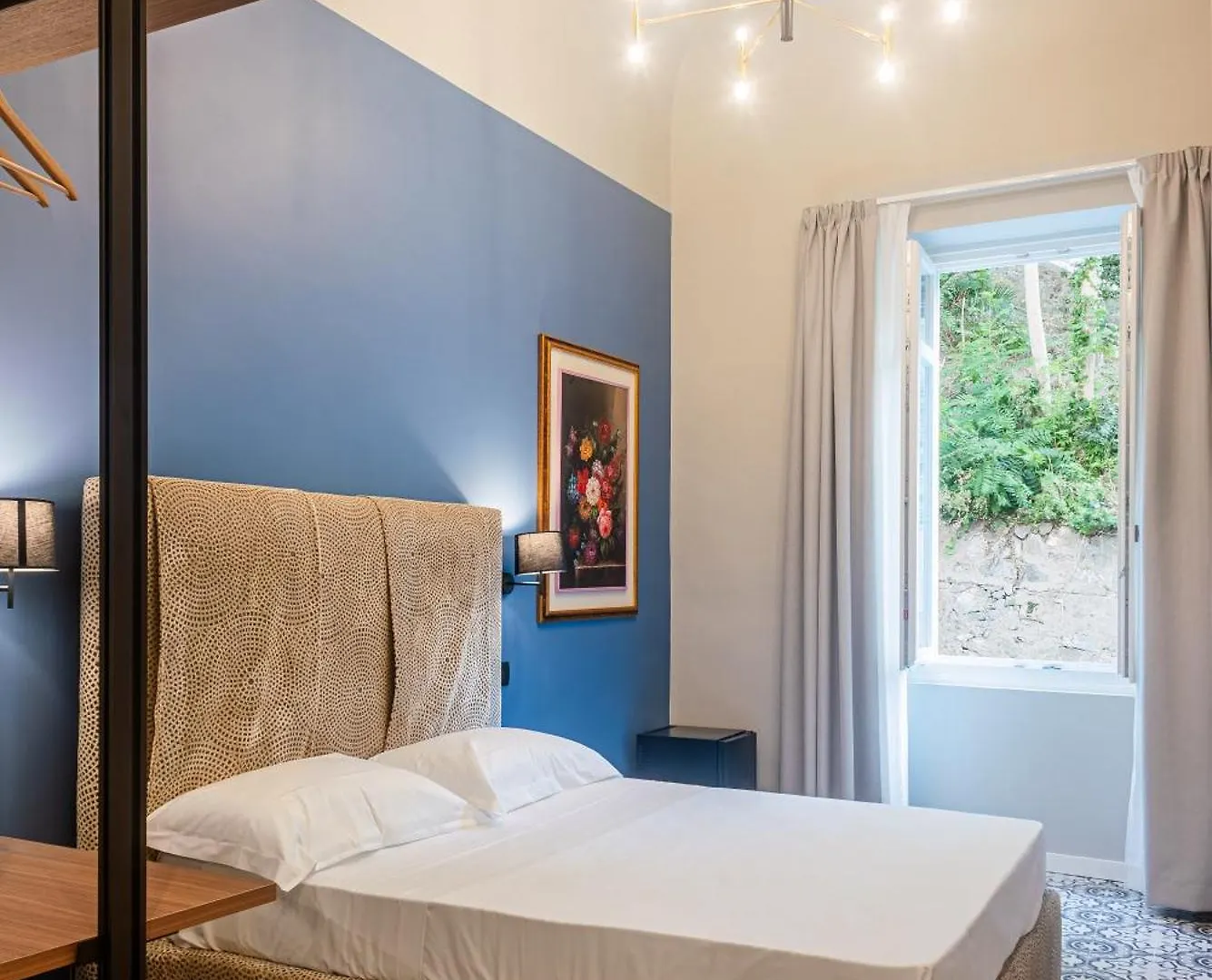 Fontana Falconieri Boutique Hotel 墨西拿