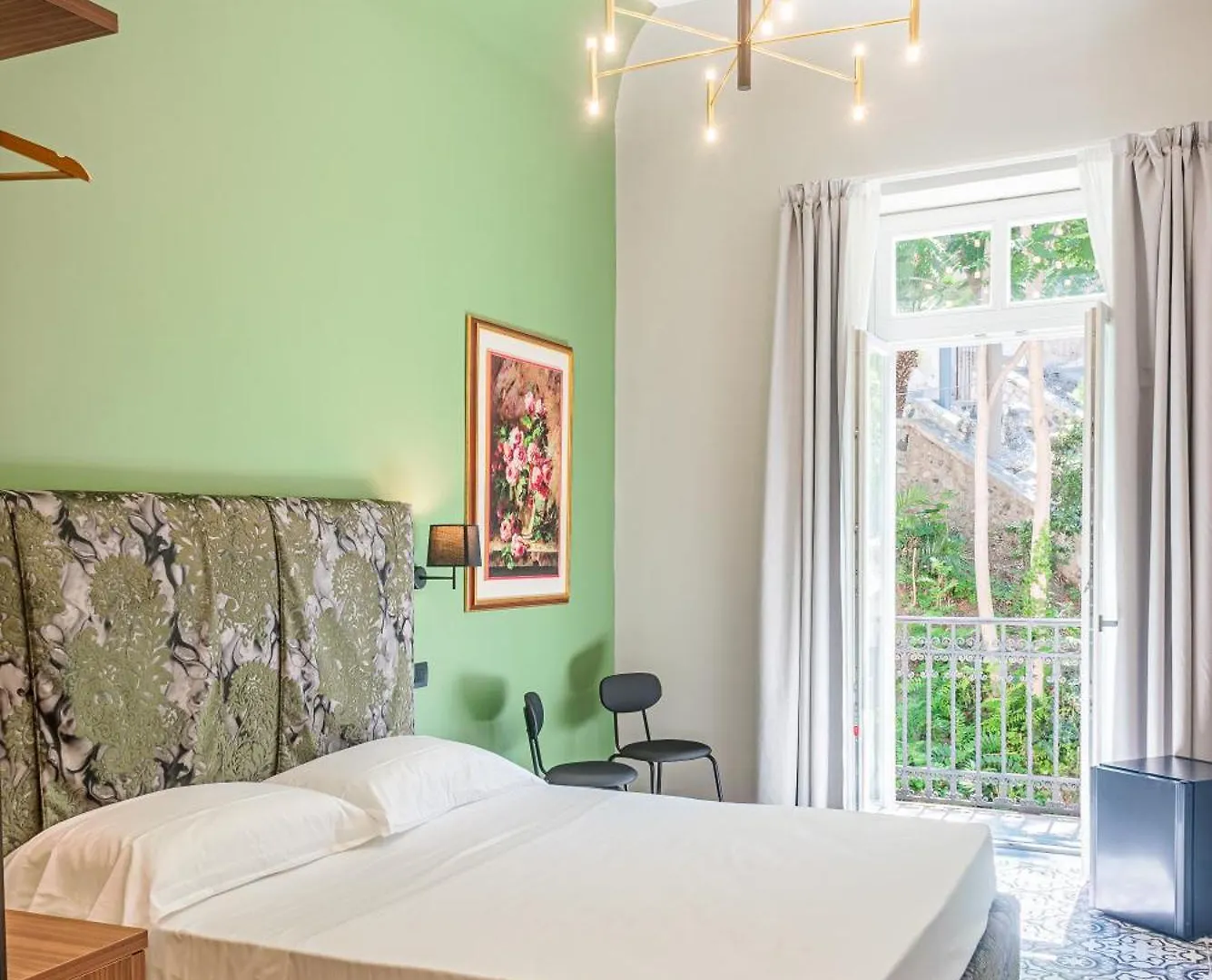 Fontana Falconieri Boutique Hotel 墨西拿