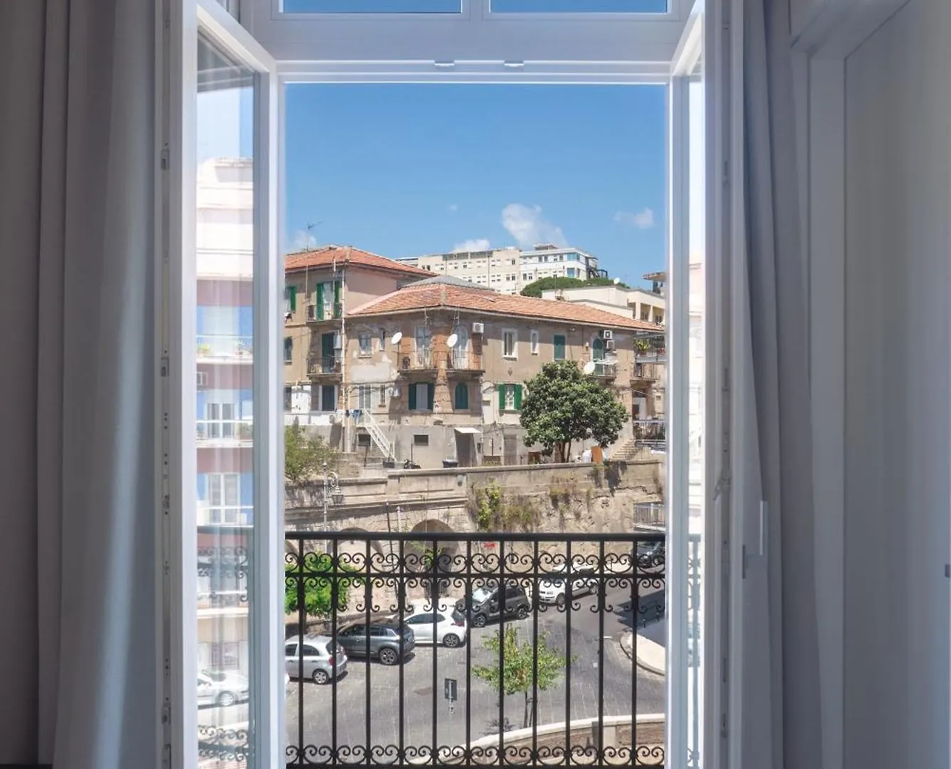 Fontana Falconieri Boutique Hotel 메시나